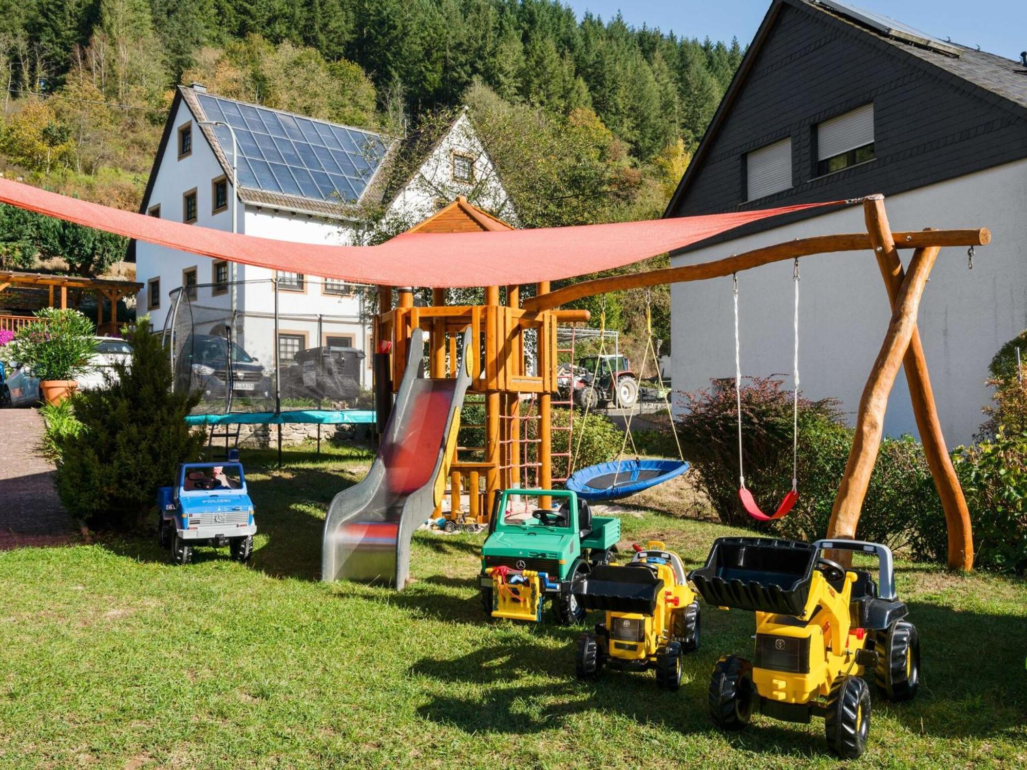 Modern Apartment In Merschbach Hunsruck ภายนอก รูปภาพ